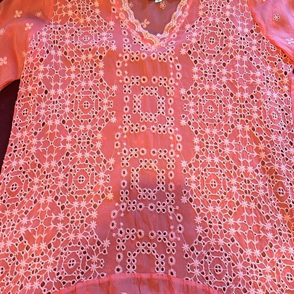 johnny was salmon eyelet blouse - Picture 3 of 6